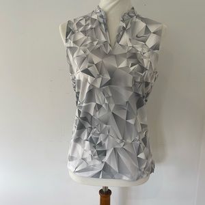 Nike Women’s Golf Polo - Standard Fit - Medium